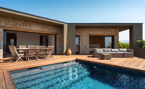 Villa in Balestrino, Ajaccio, France 1