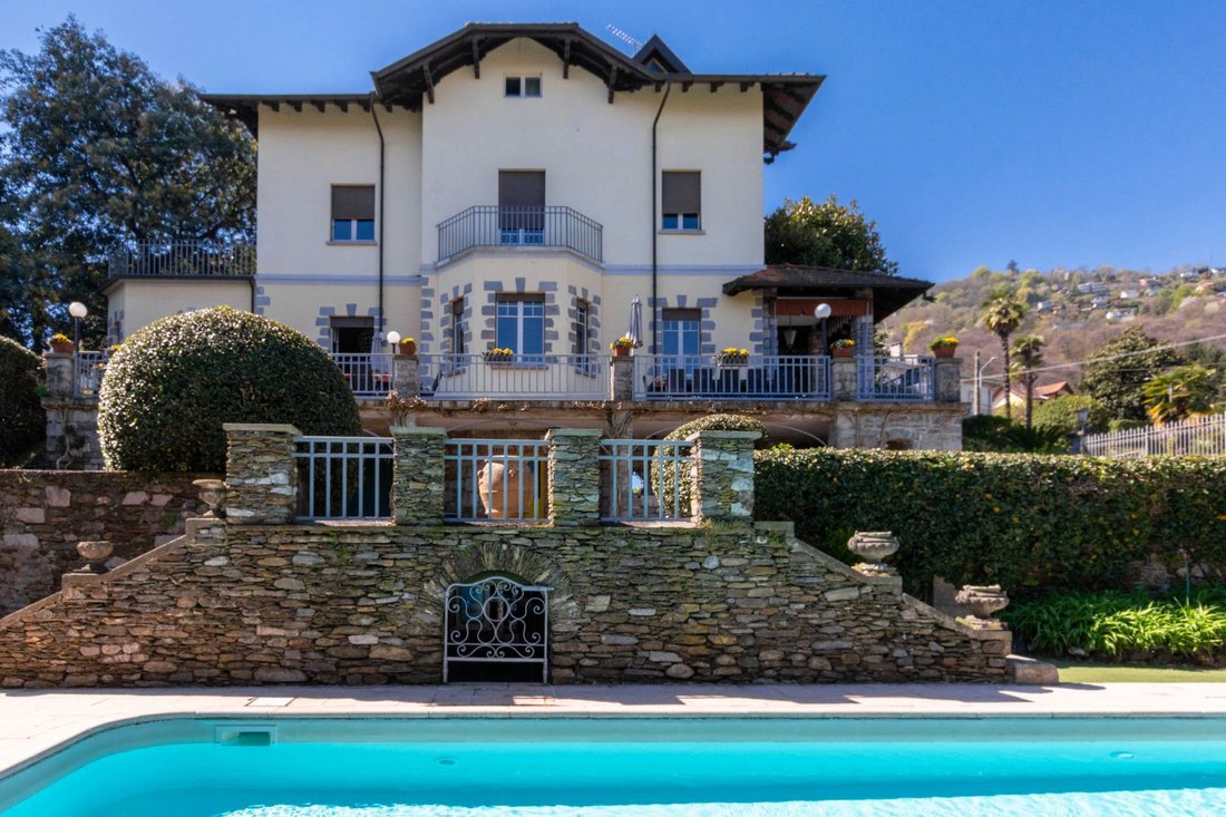 Villa à Stresa, Piémont, Italie 1 - 18766070
