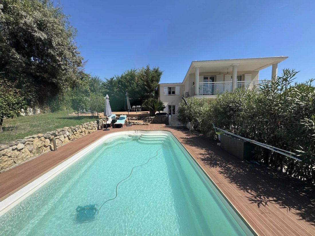 House in Mougins, Provence-Alpes-Côte d'Azur, France 4 - 18765474