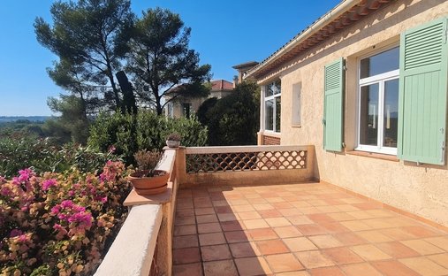 Villa en Le Dramont-Agay-Anthéor-Le Trayas, Saint-Raphaël, Francia 1