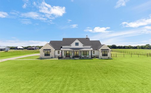 House in Maypearl, Texas, United States 1
