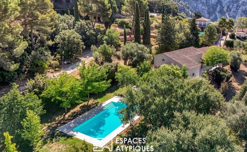 Villa en Évenos, Provenza-Alpes-Costa Azul, Francia 1