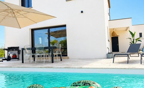 Casa a Periferia, Marseillan, Francia 1