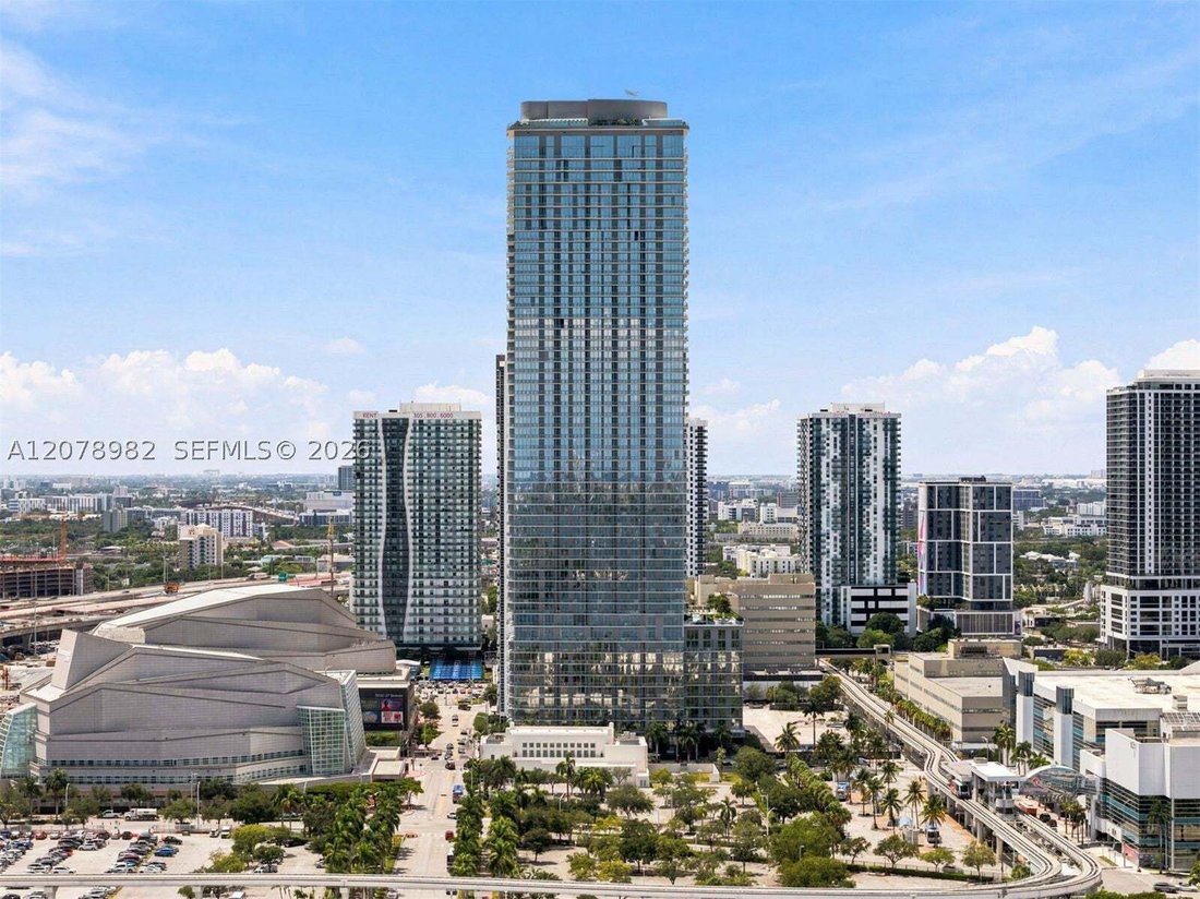 Condo in Miami, Florida, United States 1 - 18764501