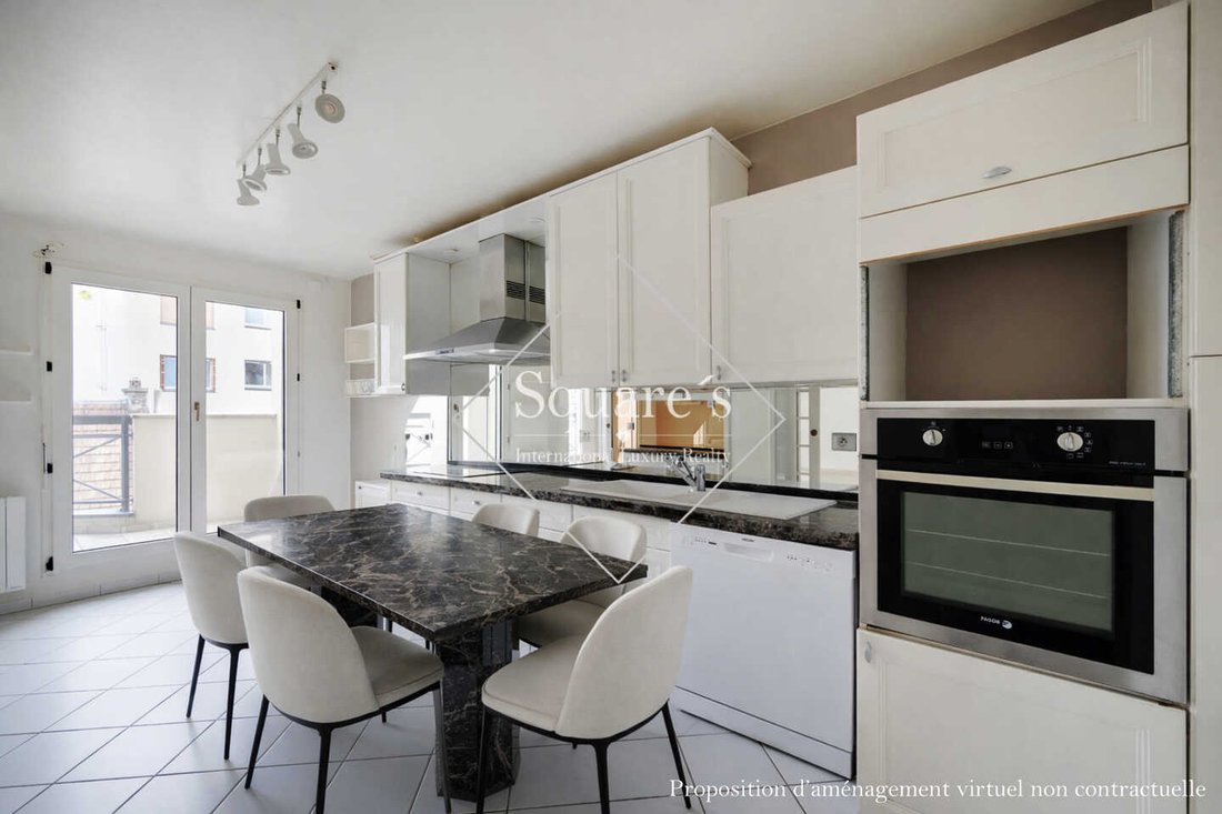 Apartment in Hôtel de Ville, Courbevoie, France 3 - 18765558