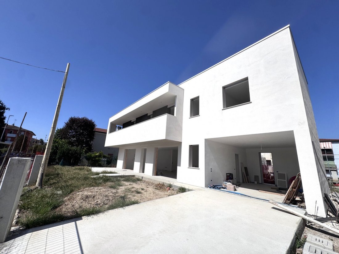 House in Limena, Veneto, Italy 1 - 15124069