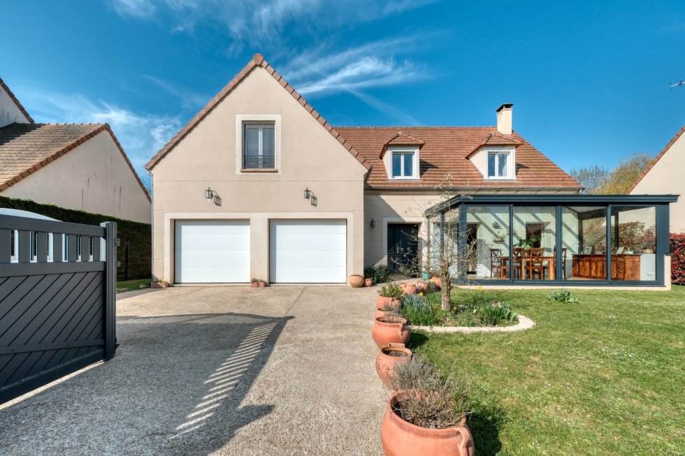 House in Les Molieres, Ile-de-France, France 1 - 18765512