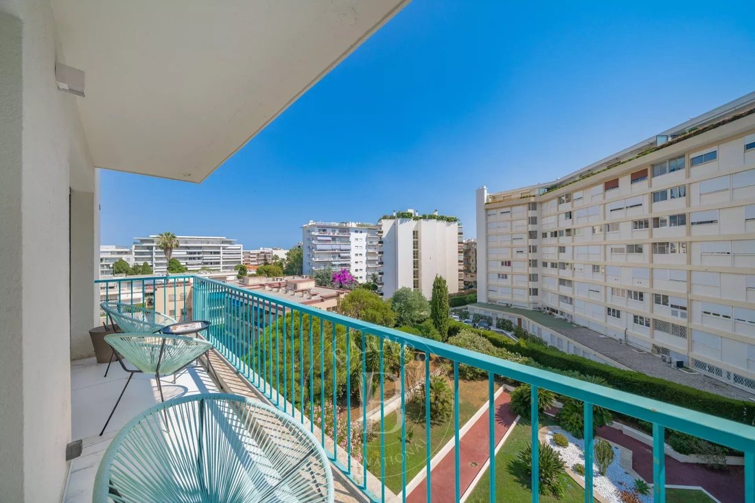 Apartment in Cannes, Provence-Alpes-Côte d'Azur, France 3 - 18763243