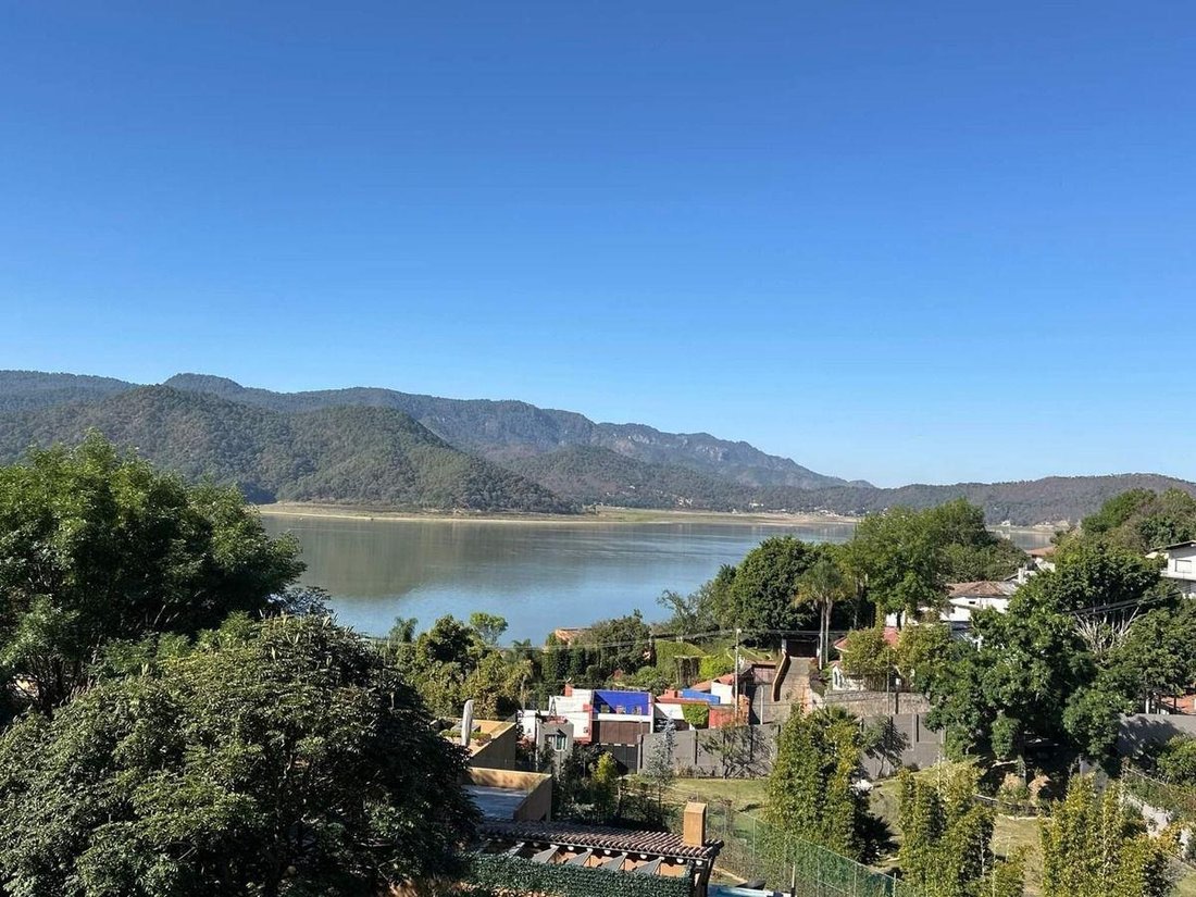 Condominio a Valle de Bravo, Stato del Messico, Messico 4 - 18766180