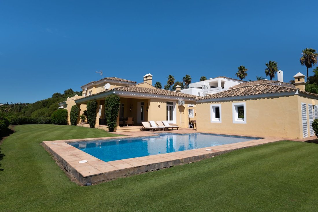 Villa a Sotogrande, San Roque, Andalusia 2 - 18762383