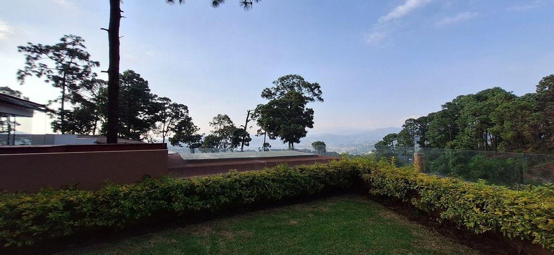 House in Valle de Bravo, State of Mexico, Mexico 3 - 18766108
