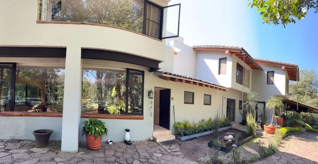 House in Valle de Bravo, State of Mexico, Mexico 2 - 18766146