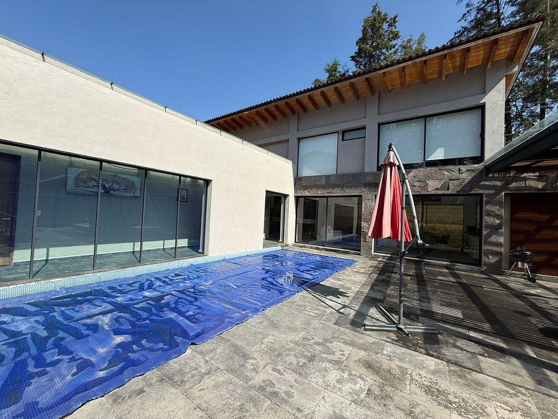 Condominio a Valle de Bravo, Stato del Messico, Messico 1 - 18766238