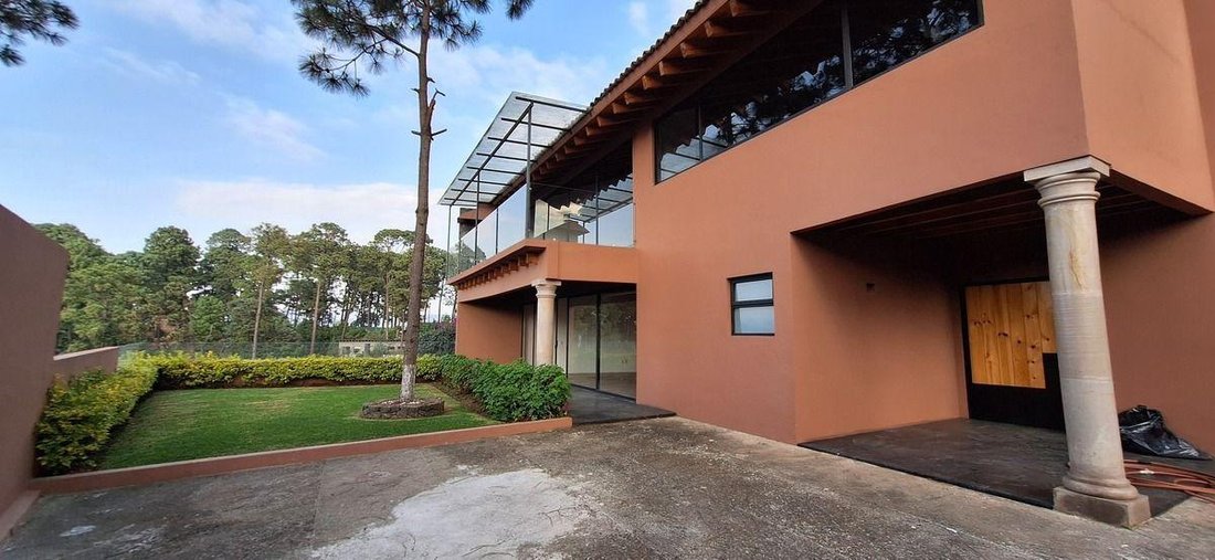 House in Valle de Bravo, State of Mexico, Mexico 5 - 18766108