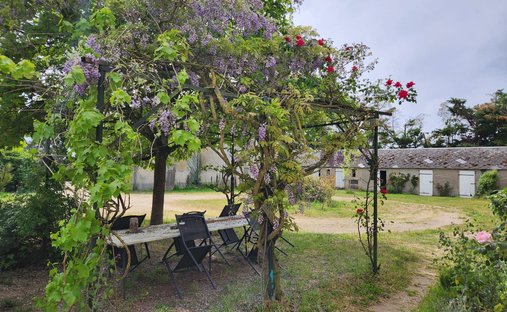 Rancho en Ouvrouer-les-Champs, Centro-Val de Loira, Francia 1