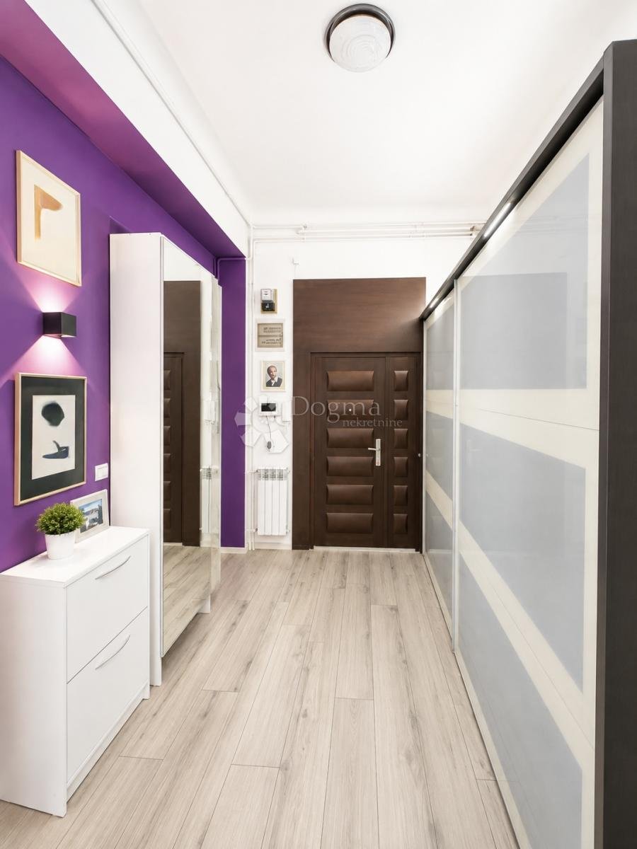 Wohnung in Mimara, Zagreb, Gespanschaft Zagreb 1 - 18737157