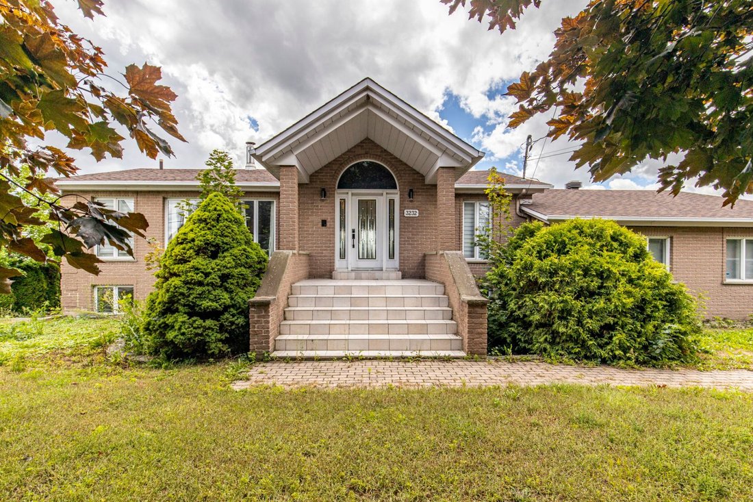 Casa a Mascouche, Québec, Canada 5 - 18765268