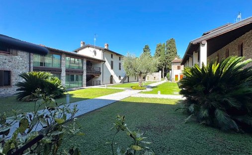 Appartement à Salò, Lombardie, Italie 1