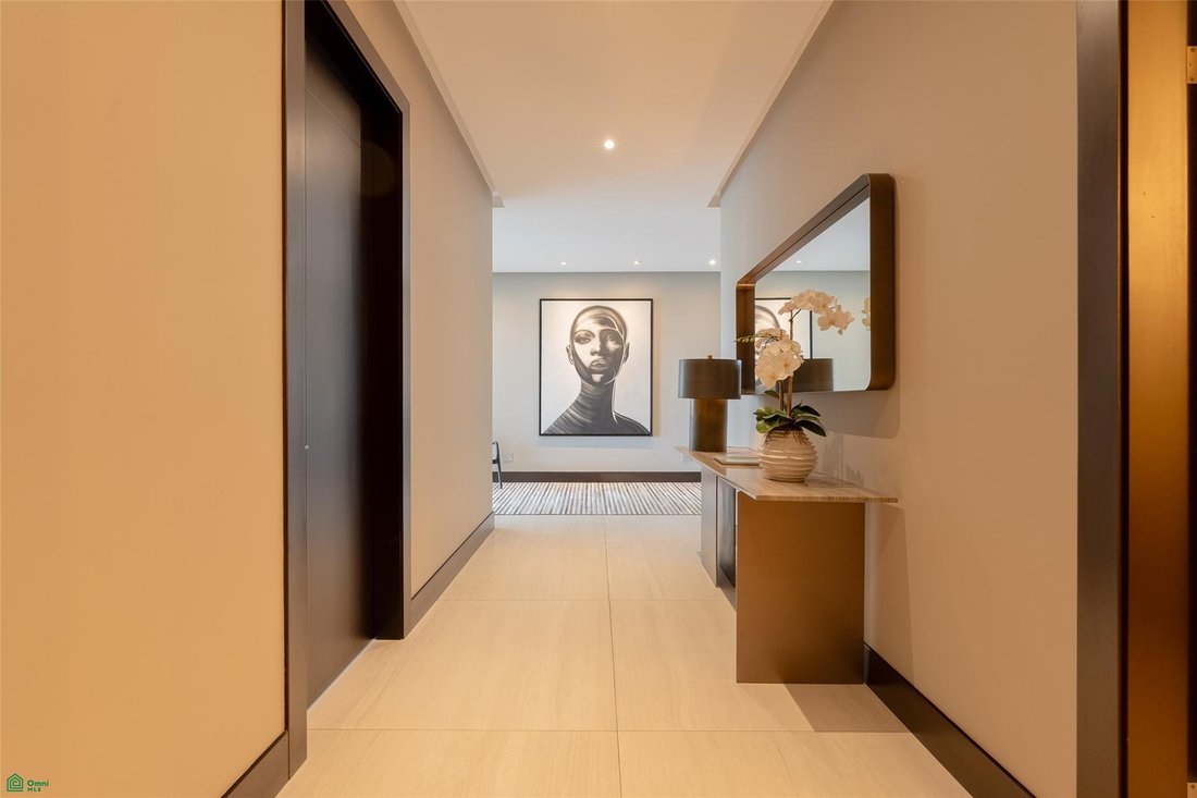 Condo in Escazu, San José Province, Costa Rica 3 - 18663294