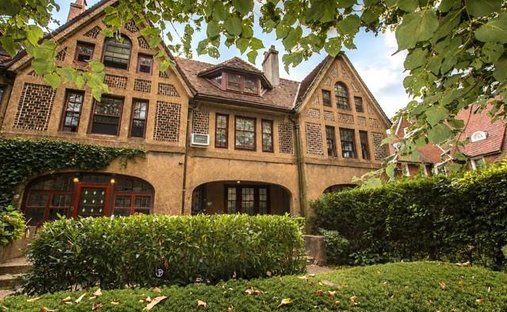 House in New York, New York, United States 1