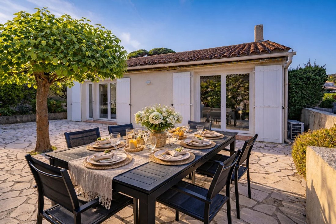 Villa in Les Bouteillers, Sainte-Maxime, France 1 - 18763134