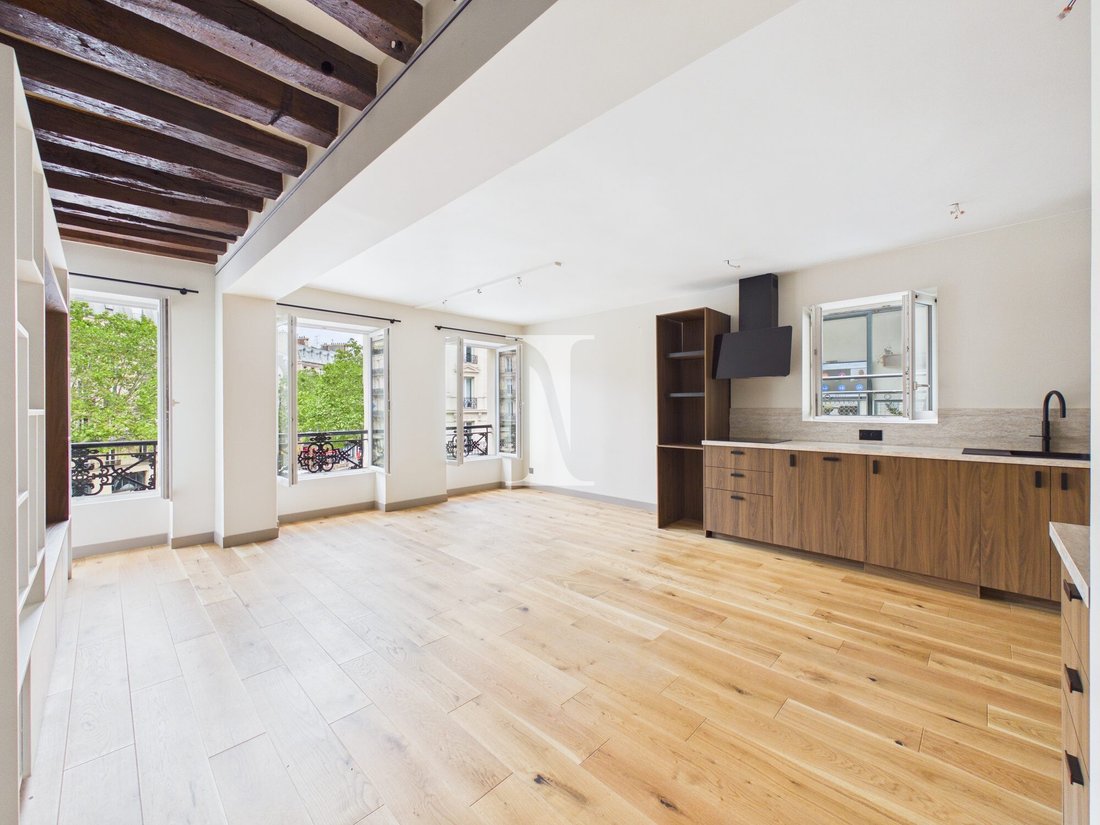 Apartment in Elysées-Madeleine, Paris 8e Arrondissement, Paris 4 - 18766367