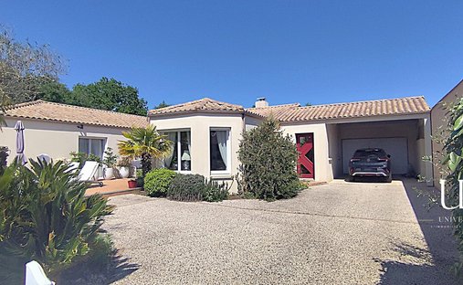 House in Les Sables-d'Olonne, Pays de la Loire, France 1