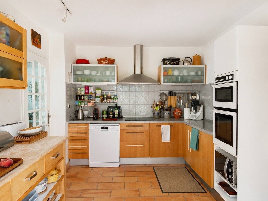 House in Camplanier, Nimes, France 4 - 18765534