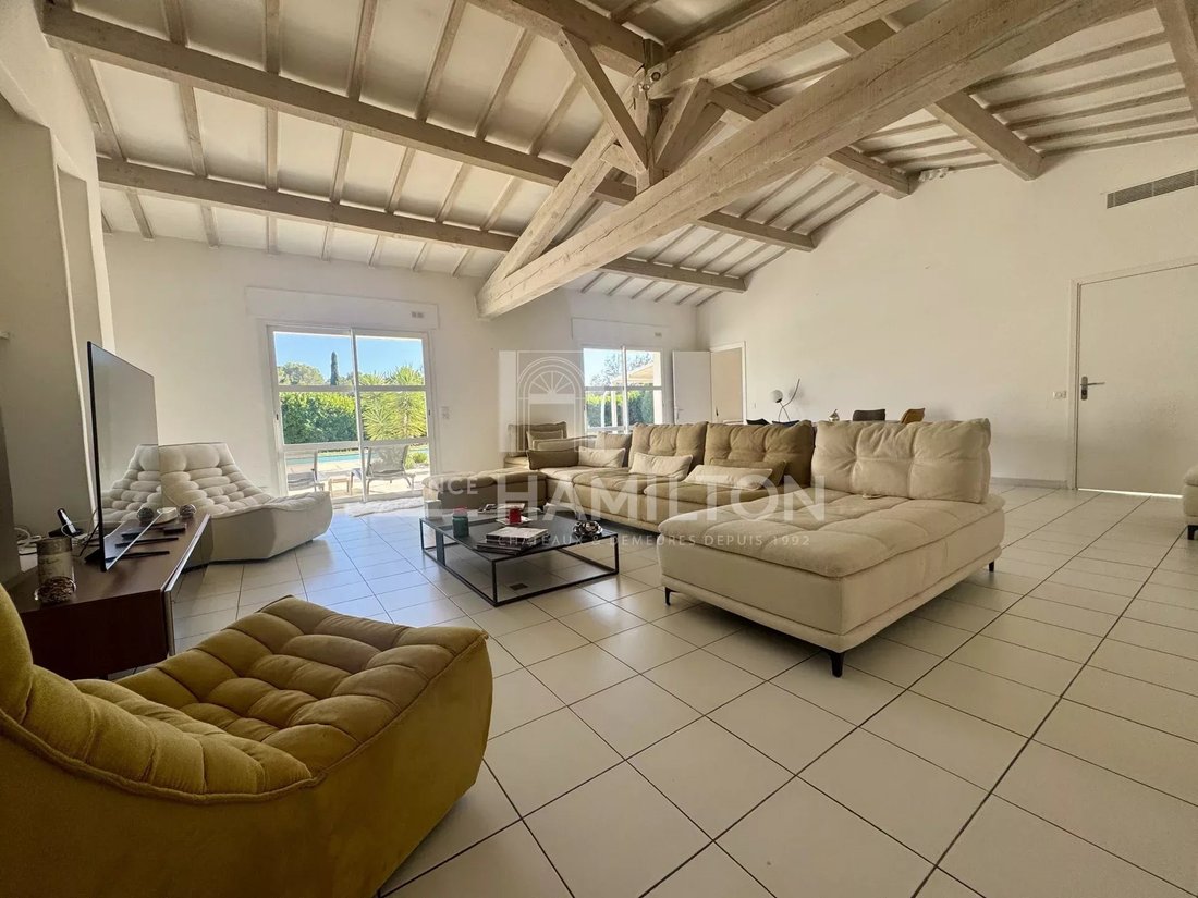 Villa in Valbonne, Provence-Alpes-Côte d'Azur, France 3 - 16084897