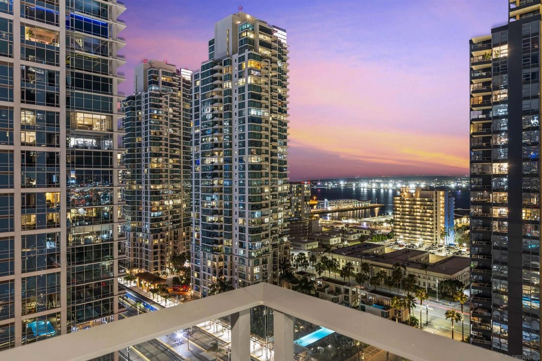 Condominio a San Diego, California, Stati Uniti 1 - 18764955