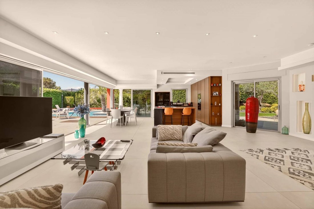 Villa à Mougins, Provence-Alpes-Côte d'Azur, France 5 - 18415020