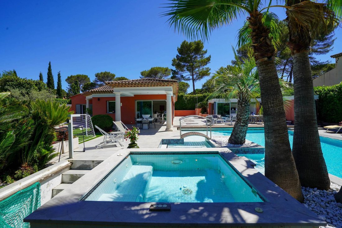 Villa à Mougins, Provence-Alpes-Côte d'Azur, France 3 - 18415020