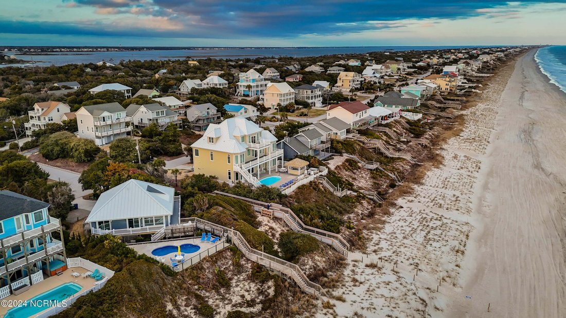 Casa a Emerald Isle, Carolina del Nord, Stati Uniti 4 - 18762080
