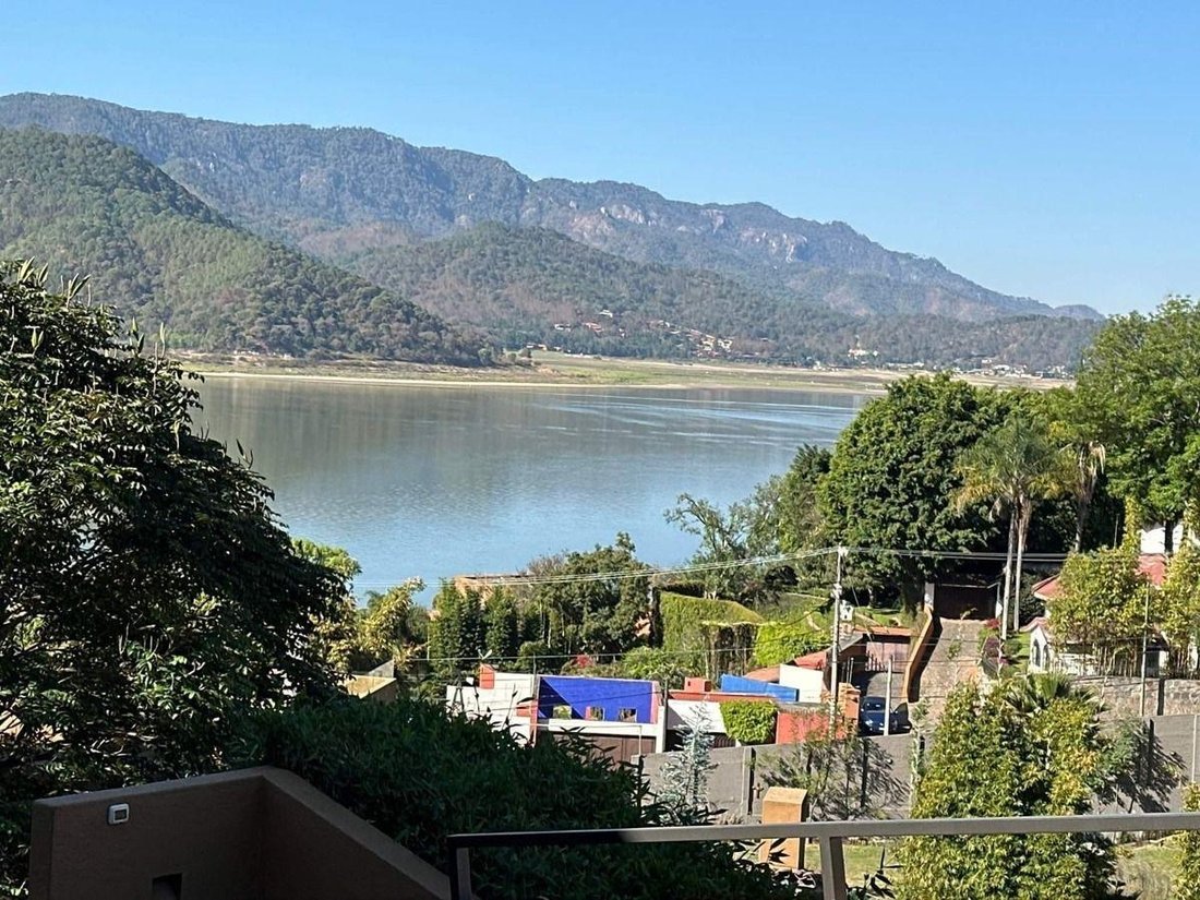 Condominio a Valle de Bravo, Stato del Messico, Messico 3 - 18766180
