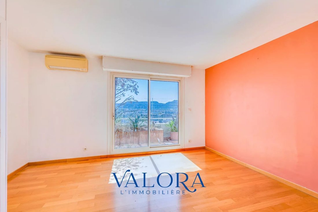 Appartement à Castellane, 6e Arrondissement, Marseille 4 - 16333817