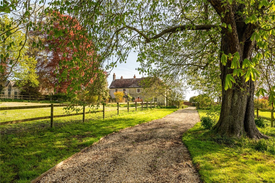House in Wiltshire, England 4 - 18762632