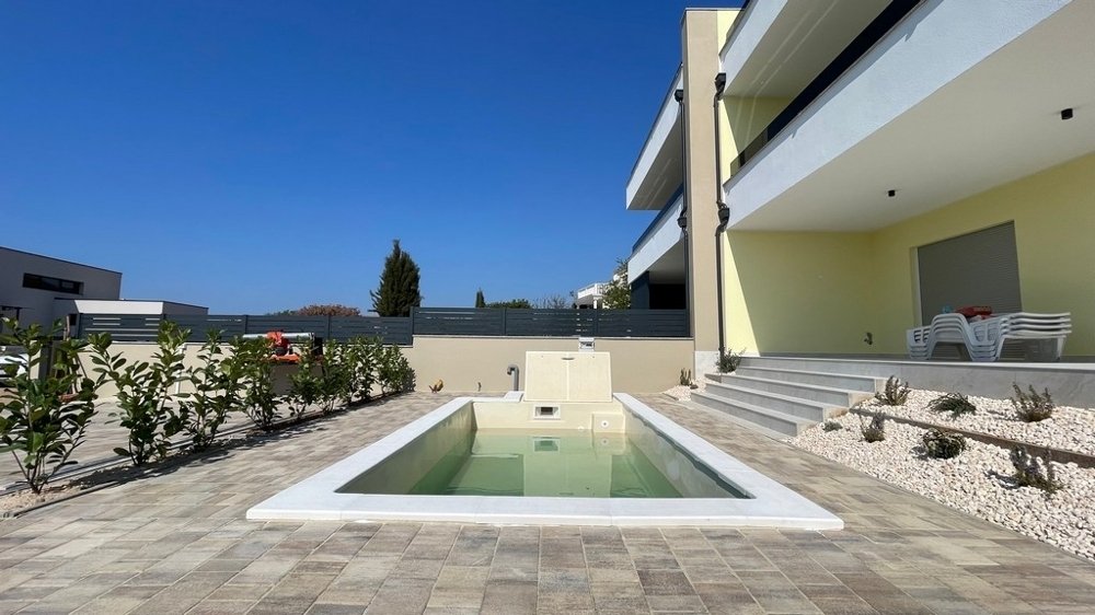 Maison à Vodice, Comitat de Šibenik-Knin, Croatie 2 - 16862296