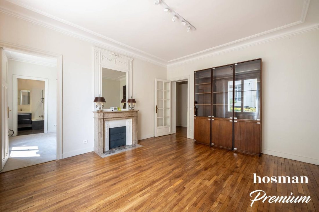 Apartment in Auteuil Nord, Paris 16e Arrondissement, Paris 3 - 18764116