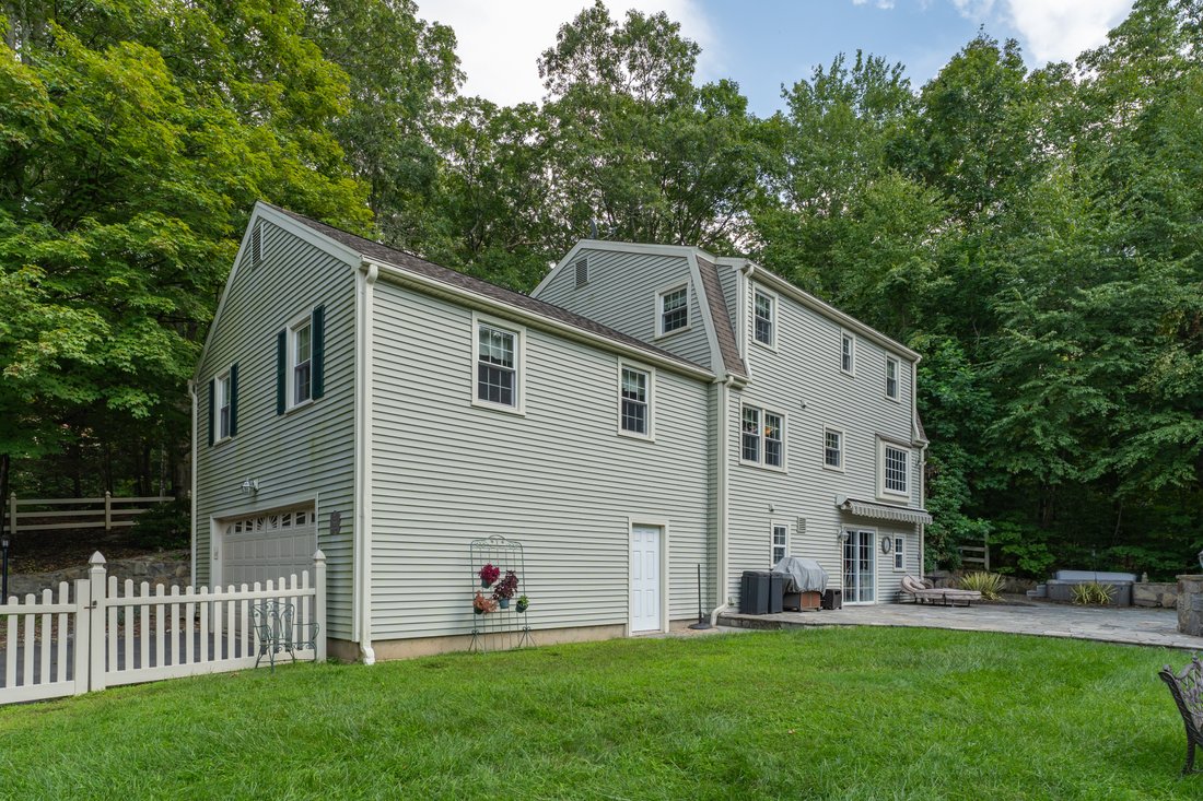 House in Killingworth, Connecticut, United States 4 - 18763105