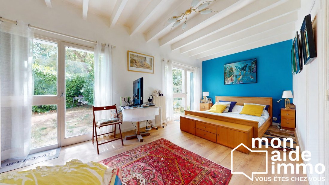 House in Beychac-et-Caillau, Nouvelle-Aquitaine, France 3 - 18766319