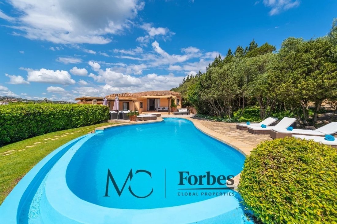 Villa in Area Arzachena Paese, Arzachena, Sardinia 4 - 17639571