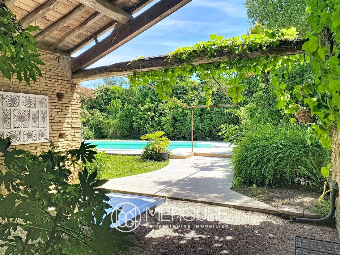 Domaine à Carbonne, Occitanie, France 3 - 18130341