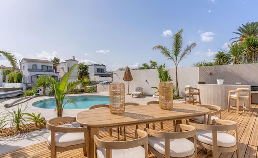 Villa à Empuriabrava, Catalogne, Espagne 1