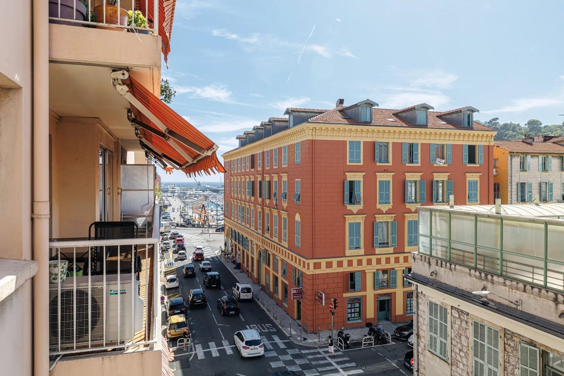Apartamento en Le Port, Niza, Francia 1 - 18761742