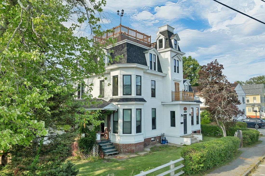 House in Laconia, New Hampshire, United States 3 - 18762096