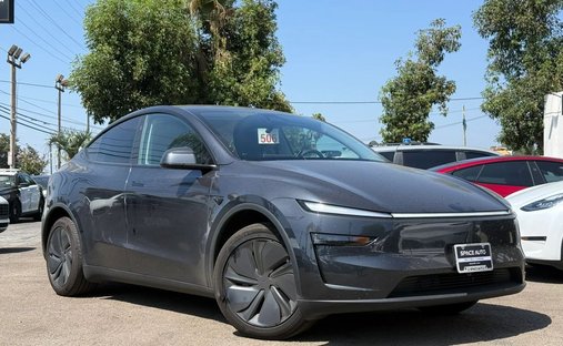 2026 Tesla Model Y Long Range Sport Utility 4D in Azusa, CA, United States 1