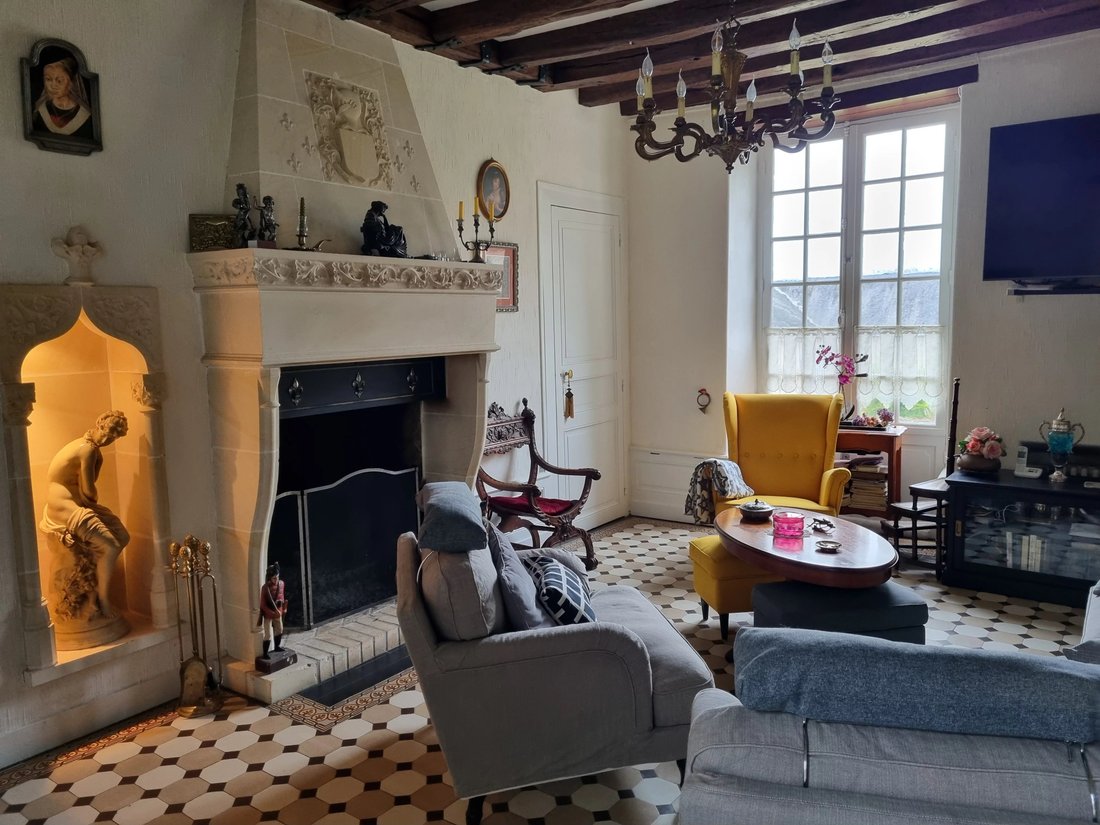 Estate in La Chartre-sur-le-Loir, Pays de la Loire, France 4 - 18762769
