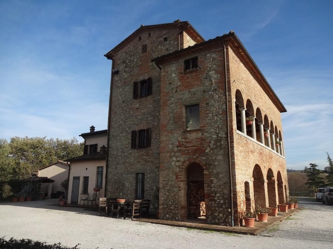 Villa in Umbertide, Umbrien, Italien 2 - 18765209
