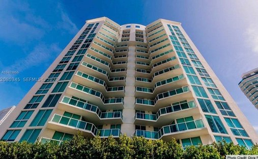 Condo in Golden Beach, Florida, United States 1
