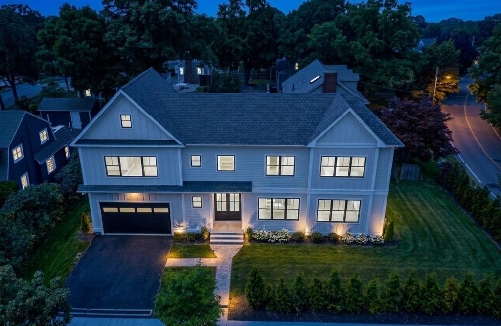 Casa a Newton, Massachusetts, Stati Uniti 1 - 18690945